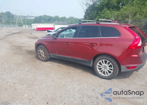 2010 Volvo Xc60 T6/T6 R-Design z USA, uszkodzony, nr VIN YV4992DZ4A2029327